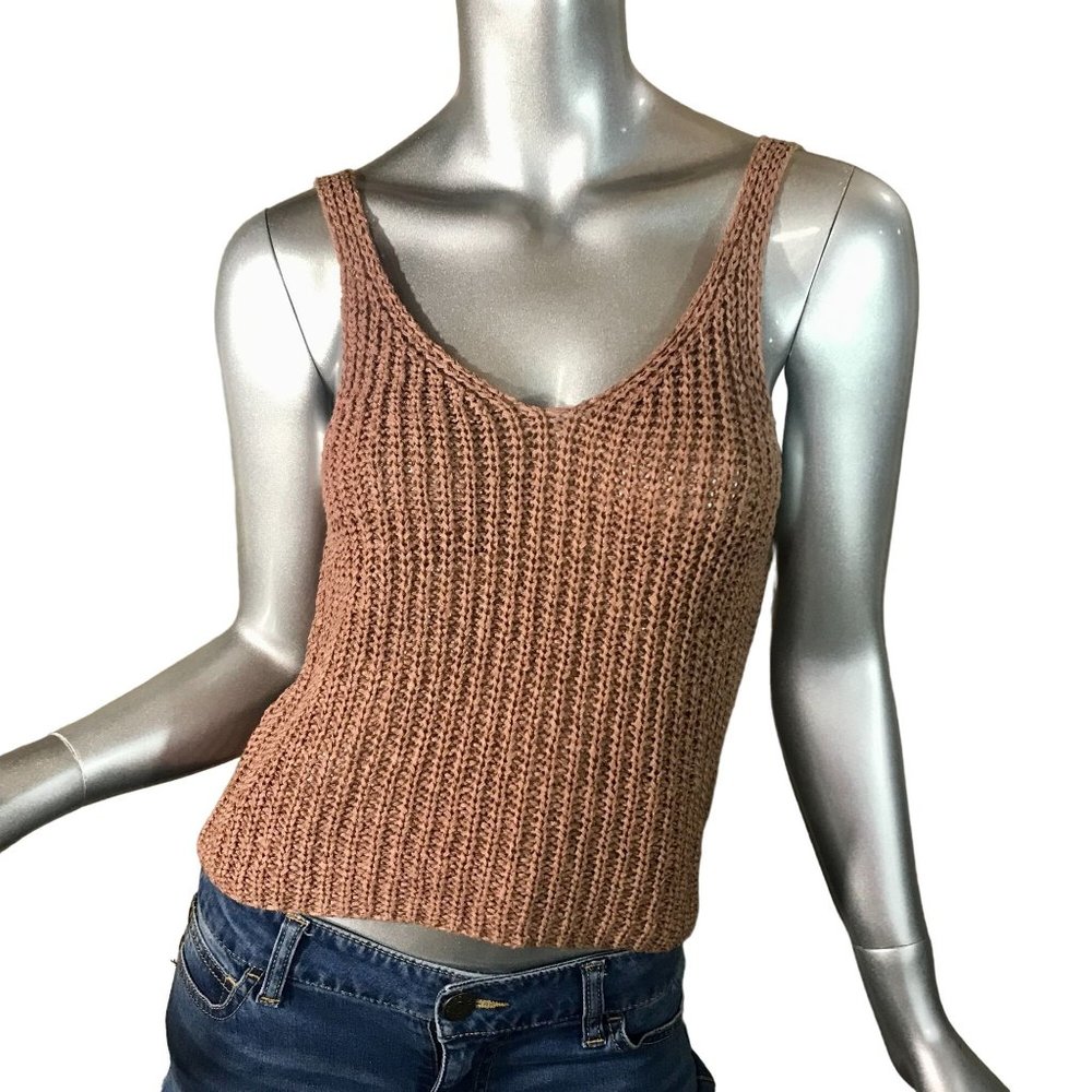 Moon & Madison Medium Knit Tank Top Blouse Boho Neutral Tan Blush